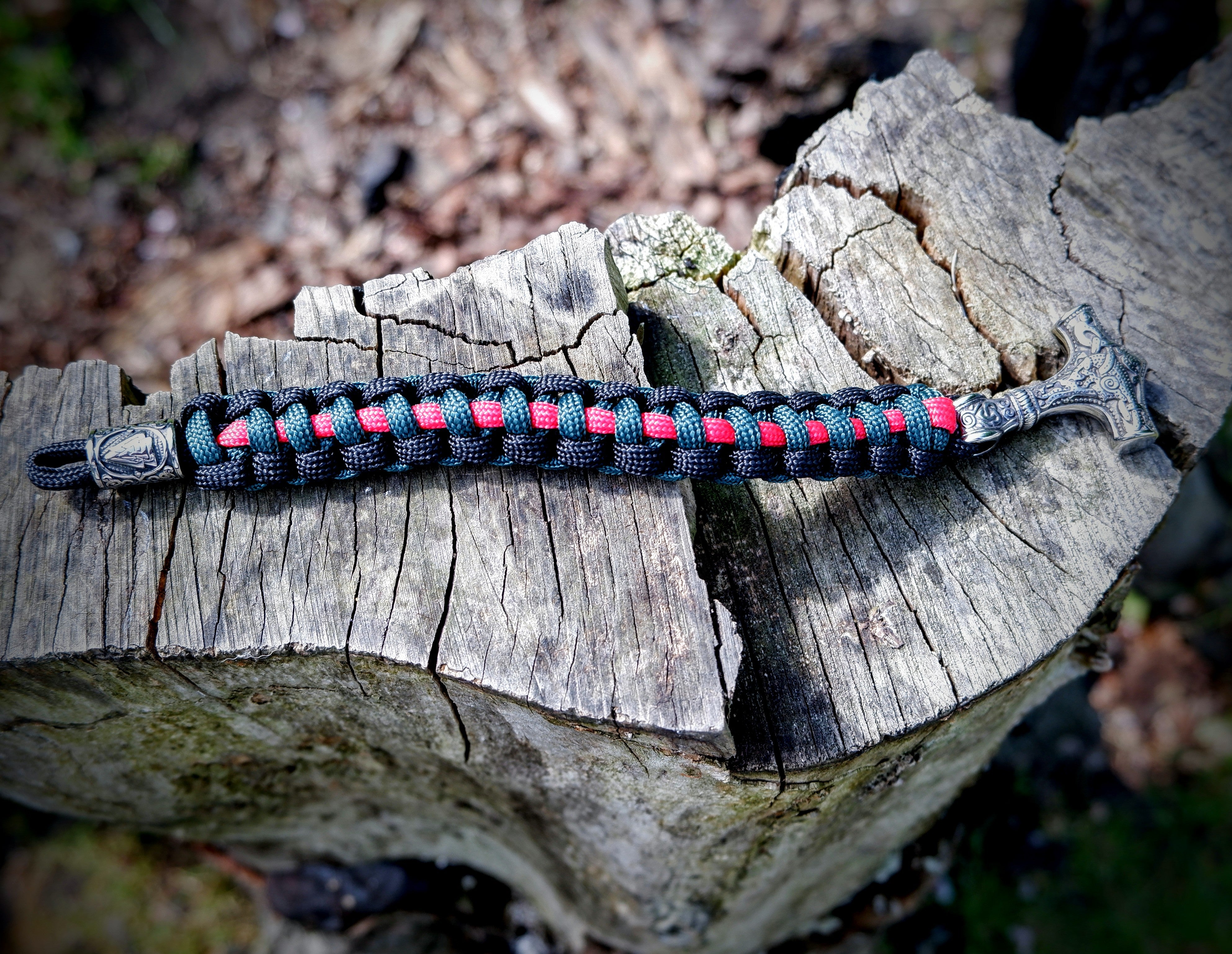 Mjolnir Paracord Bracelet