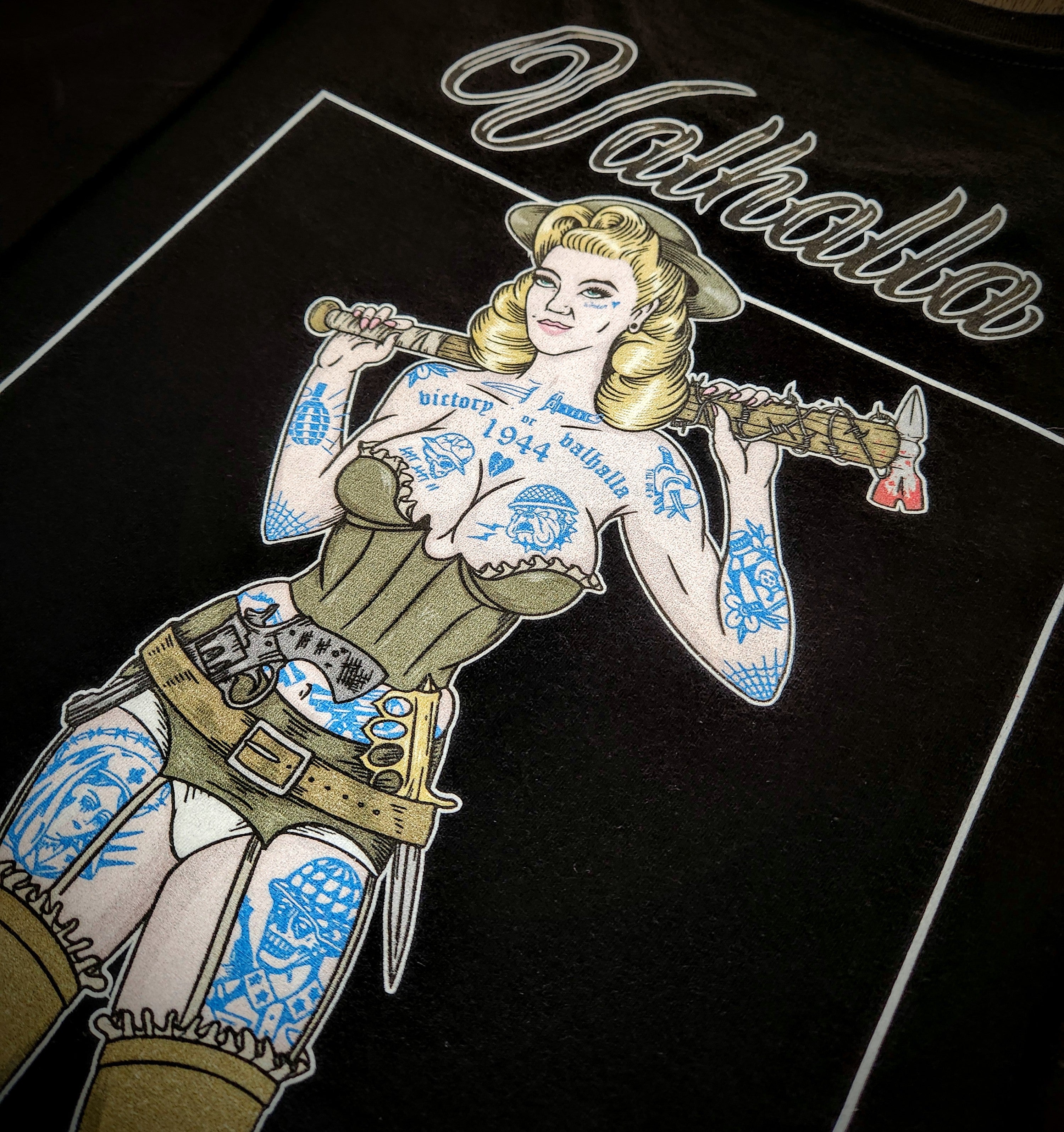 WW2 Pin-Up T-Shirt